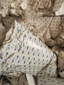 出售淋膜纸，全都是大卷切开压包纸