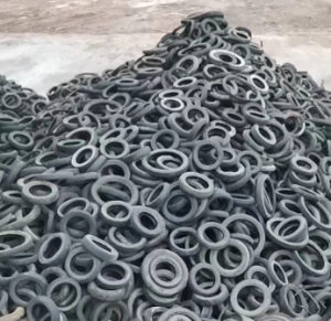 出售废旧电摩胎，月供十来吨