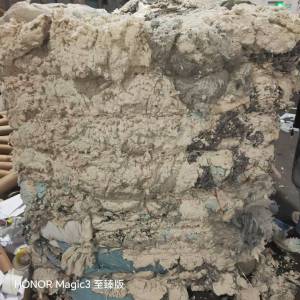 长期大量出售纯羊毛废料，羊毛废布，羊毛料，羊毛废棉，厂在浙江金华，月供七八十吨左右