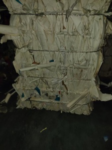 长期出售带膜皮革纸压包