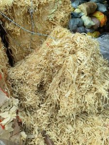 厂家长期大量收购纯色迷信纸边料