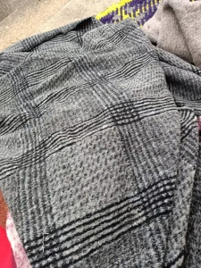 出售羊毛衫废料，羊毛衫边角料，羊毛衫边料