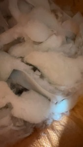 长期出售鞋厂下来的羊毛料，羊毛边角料，羊毛废料