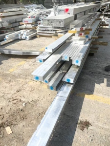 出售7750铝块，铝棒