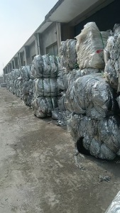 出售PET复EVA镀铝膜，现货200多吨