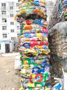 出售花乙压块，纯壶农药瓶压块，现货20多吨