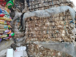 出售水洗高压膜，下棚气泡膜和缠绕膜混打