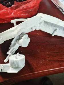 出售电子厂下来的PVC线皮废料，黑色的占三分之二，现货有二十多吨