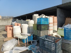 出售pp水果筐破碎料，白筐破碎料