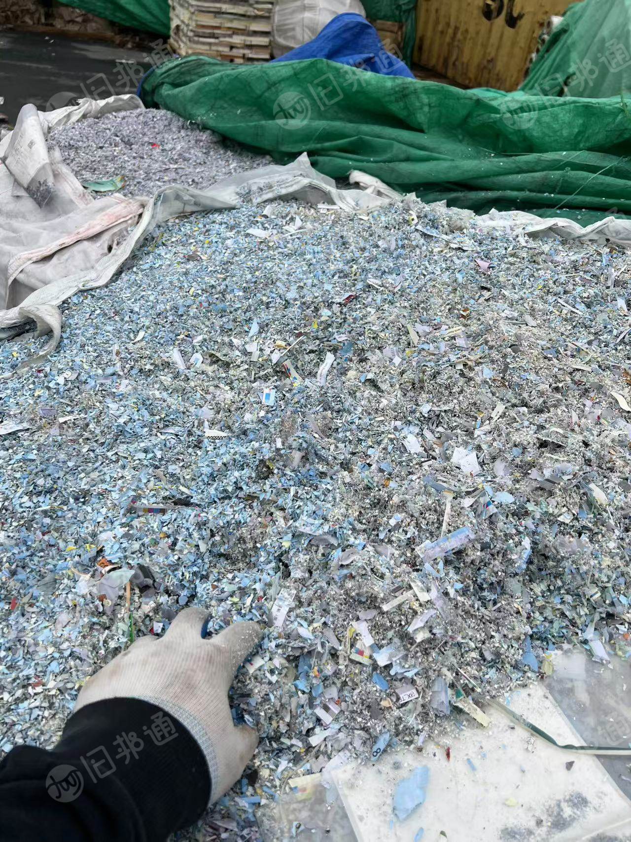 出售印刷厂里下来的纯纸废纸屑