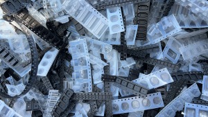 出售电子载带毛料和PS圆盘，没压包