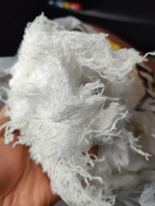 长期出售毛巾厂下来的涤纶废布,纯涤纶边角料,毛巾边角料,现货9.6米一车