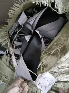 长期出售家私厂下来的废布料，边角料，货在广东东莞