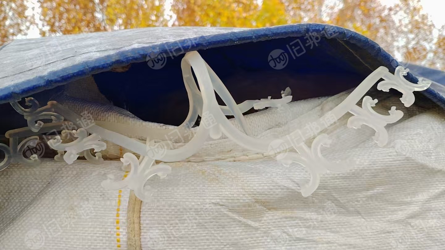 出售透明软质PVC水口料,全新输液管下脚料,现货5吨左右