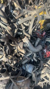 出售橡胶管料，现货4.2一车