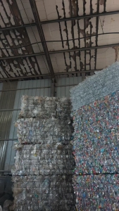 出售PP餐盒  、饭盒、透明丙压块，月供十来吨