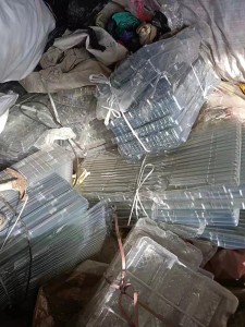 长期出售pet吸塑盒，现货2吨左右，月供7-8吨