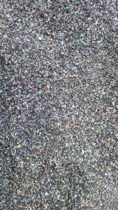 出售pe电线皮破碎料，现货30吨