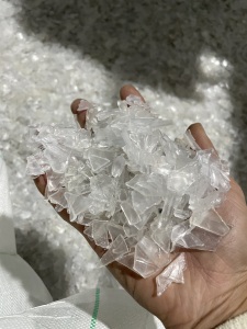 长期出售透明PC破碎料,色透PC破碎料