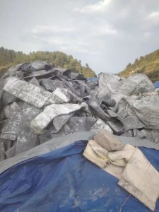 出售涤纶布袋，涤纶除尘袋，现货有十几吨，货在贵州瓮安县