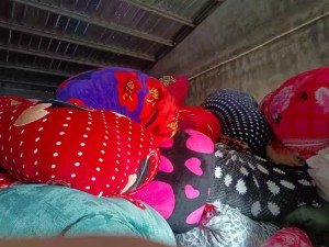 出售法兰绒,珊瑚绒布头,一米以上,现货有6.8米一车,货在浙江绍兴