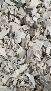 出售ABS开关破碎料，现货够车