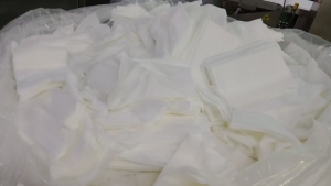 长期出售拆包拆下来的湿巾,每个月150吨,厂在浙江湖州