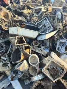 长期出售汽车拆解的杂生铝