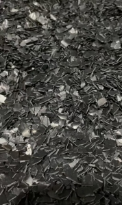 长期出售黑色PET吸塑盒破碎料