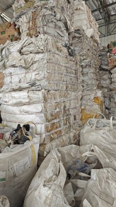 出售废旧吨包袋，小白粉袋，造粒用，现货够车