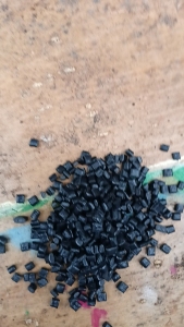 出售PP保险杠颗粒，过60目