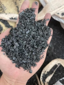 长期出售汽车新料合金破碎料，冲击40