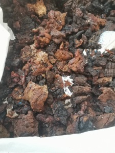 出售PE机头料，吹塑料桶下来的，现货有五六吨