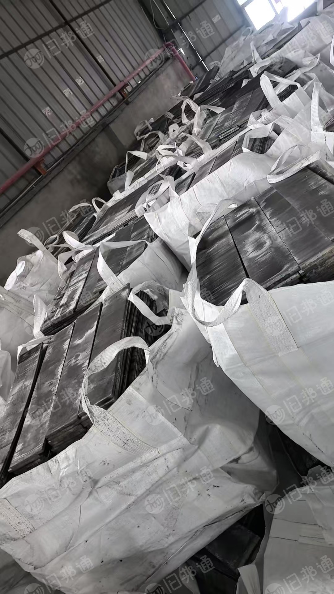 出售ABS光伏板毛料,有把硅胶铲除,现货够挂,可能会有少量Cup板没挑拣出来,月供两百多吨