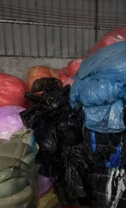 出售黑色PE膜废料