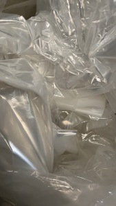 出售一级高压膜，刀口料，现货10吨左右