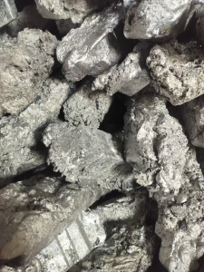 出售铝厂下来的铝渣，现货十多吨