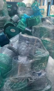 长期出售PET胶水膜废料