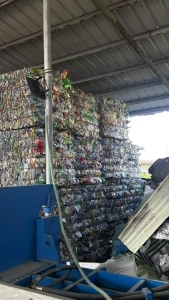 长期出售PET瓶砖