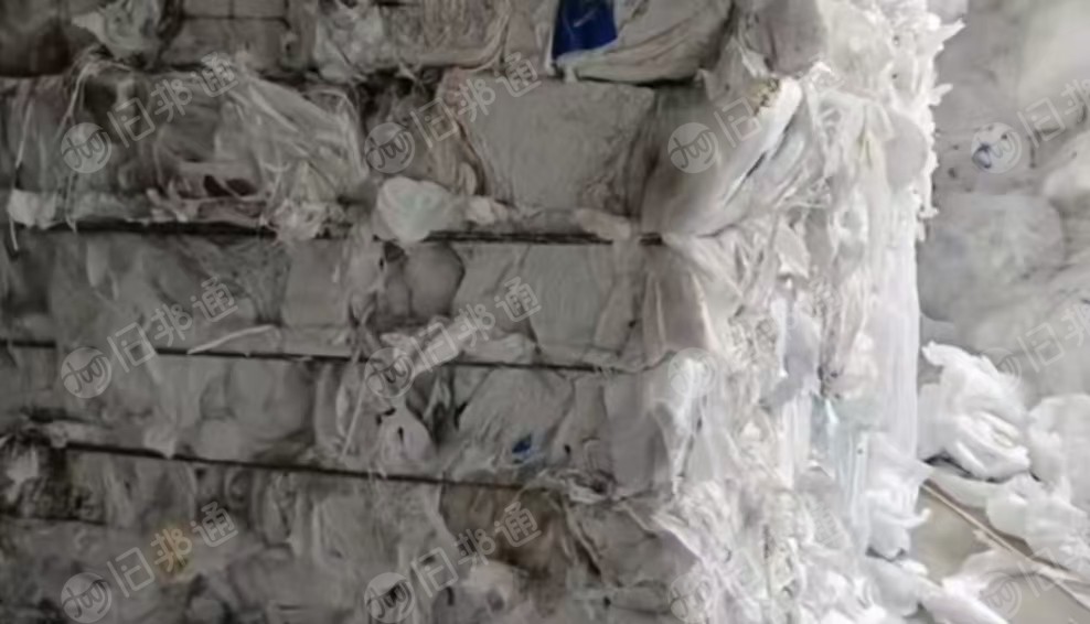 长期大量出现PE电池膜废料