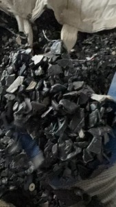 出售汽车内饰破碎料