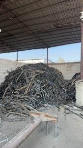 出售pvc线皮，黑色、彩色都有，月供20吨