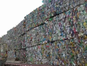 长期出售三色瓶砖，聚酯瓶砖