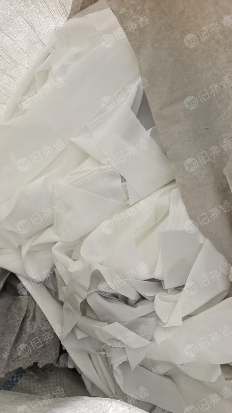 长期出售涤纶废布,涤纶碎布,货在浙江义乌