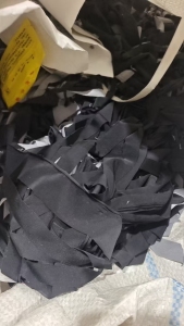 长期出售涤纶废布,涤纶碎布,货在浙江义乌