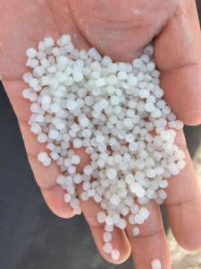 出售电池膜颗粒，月供300吨