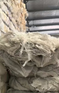 出售缠绕膜废料，粘膜废料