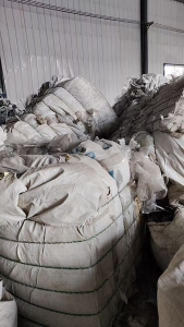 出售PET滑膜压包废料，长期供货