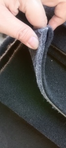 长期出售聚酯纤维地毯，汽车地毯，汽车地毯废料，月供八九十吨左右