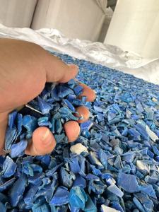 长期出售蓝桶破碎料，大蓝桶破碎料和小蓝桶破碎料都有